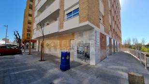 LOCAL/DESPACHO EN VENTA  A L’AVINGUDA CATALUNYA DE TARRAGONA.