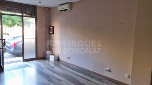 LOCAL EN VENDA A SANT PERE I SANT PAU