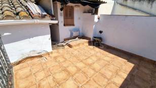 CASA DE POBLE AL CATLLAR