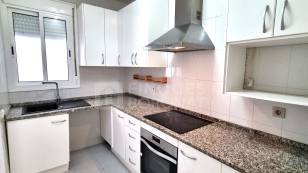 PIS SENSE MOBLES DE LLOGUER EN EL CASC ANTIC DE TARRAGONA.