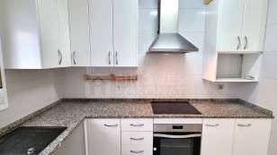 PIS SENSE MOBLES DE LLOGUER EN EL CASC ANTIC DE TARRAGONA.