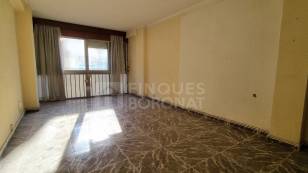 PISO EN VENTA EN EL CENTRO DE TARRAGONA.