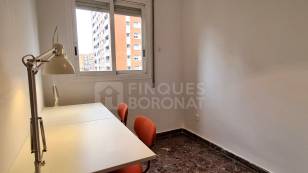 PIS  EN LLOGUER AMB MOBLES A TARRAGONA.