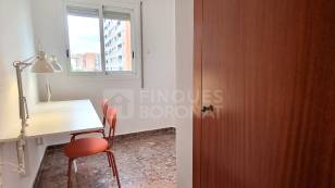 PIS  EN LLOGUER AMB MOBLES A TARRAGONA.