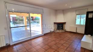 XALET EN LLOGUER A URB. LA LA MORA (Tarragona)